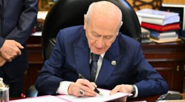 Bahçeli: “(Çerçeve yasa) Bu imzayla bin yıllık kardeşliğimiz bir kez daha tescillenmiştir”