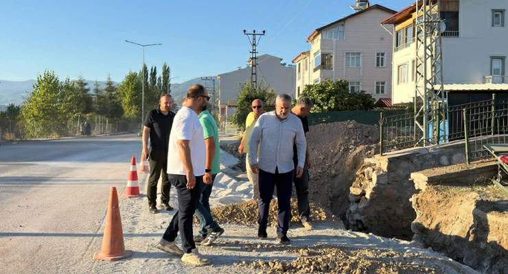 Niksar’da yılların altyapı sorununu çözecek hamle: 50. Yıl Mahallesi’nde büyük çalışma başladı