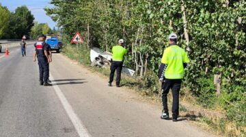 Tokat’ta otomobil elektrik direğine çarptı: 1 ölü, 1 yaralı