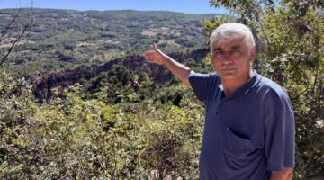 “Dilim Kayalar” farklı renklerdeki sıra dışı manzarasıyla görenleri mest ediyor