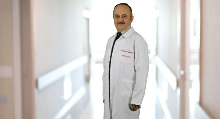 Dr. Dursun, “Meme kanserinde cerrahi tedavi tümörün özelliklerine göre planlanıyor”